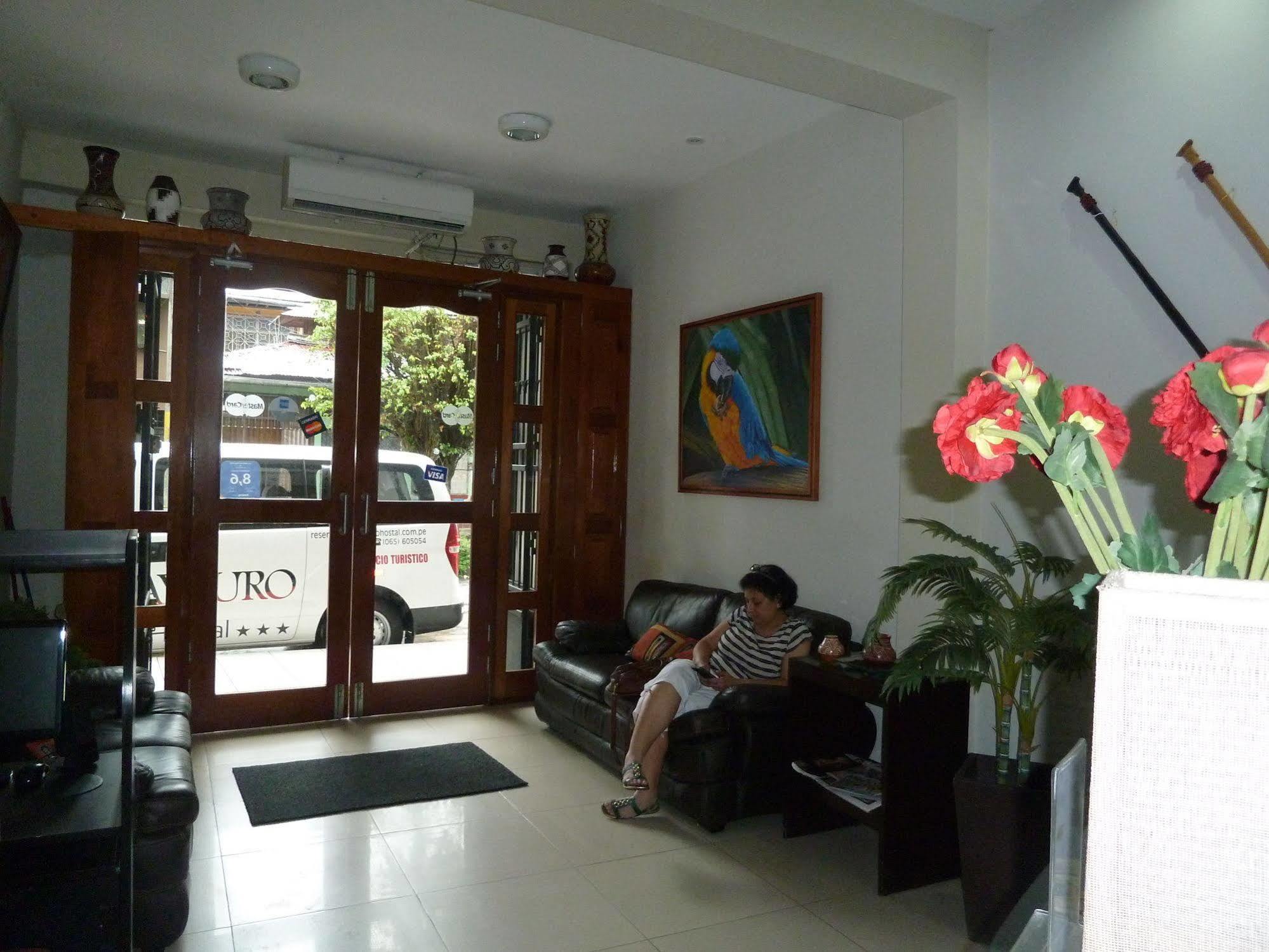 Hostal Huayruro Iquitos Exteriör bild